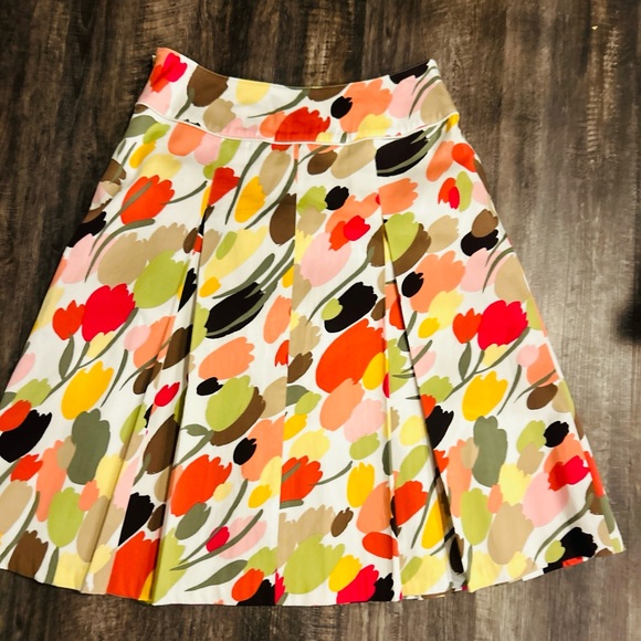 Talbots Colorful Floral Button-Front A-Line Skirt - Picture 4 of 4